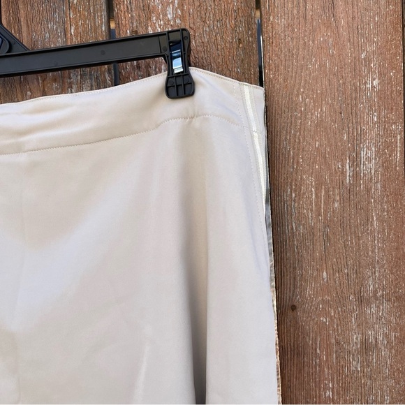 LADY HAGEN Women’s Tan Skort Skirt Pockets Side Slits Size 14 - Picture 6 of 14